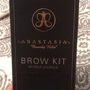 Anastasia Beverly Hills Brow Kit